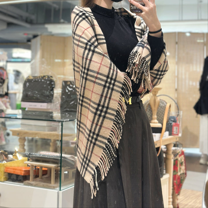 Burberry shawl