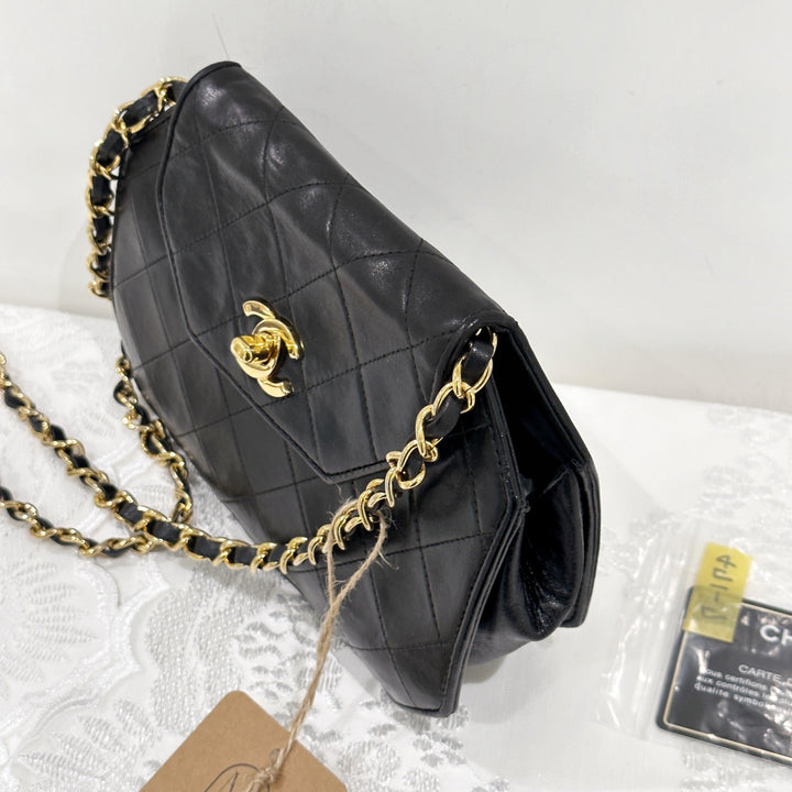 Chanel vintage octagonal quilted chain bag
