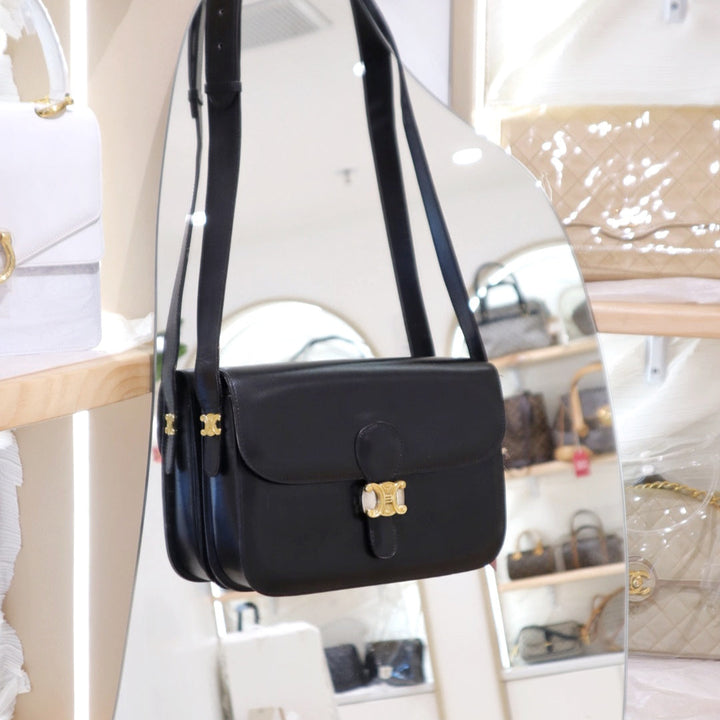 Celine vintage triomphe box bag