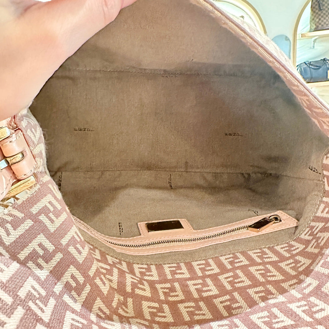 Fendi vintage baguette bag