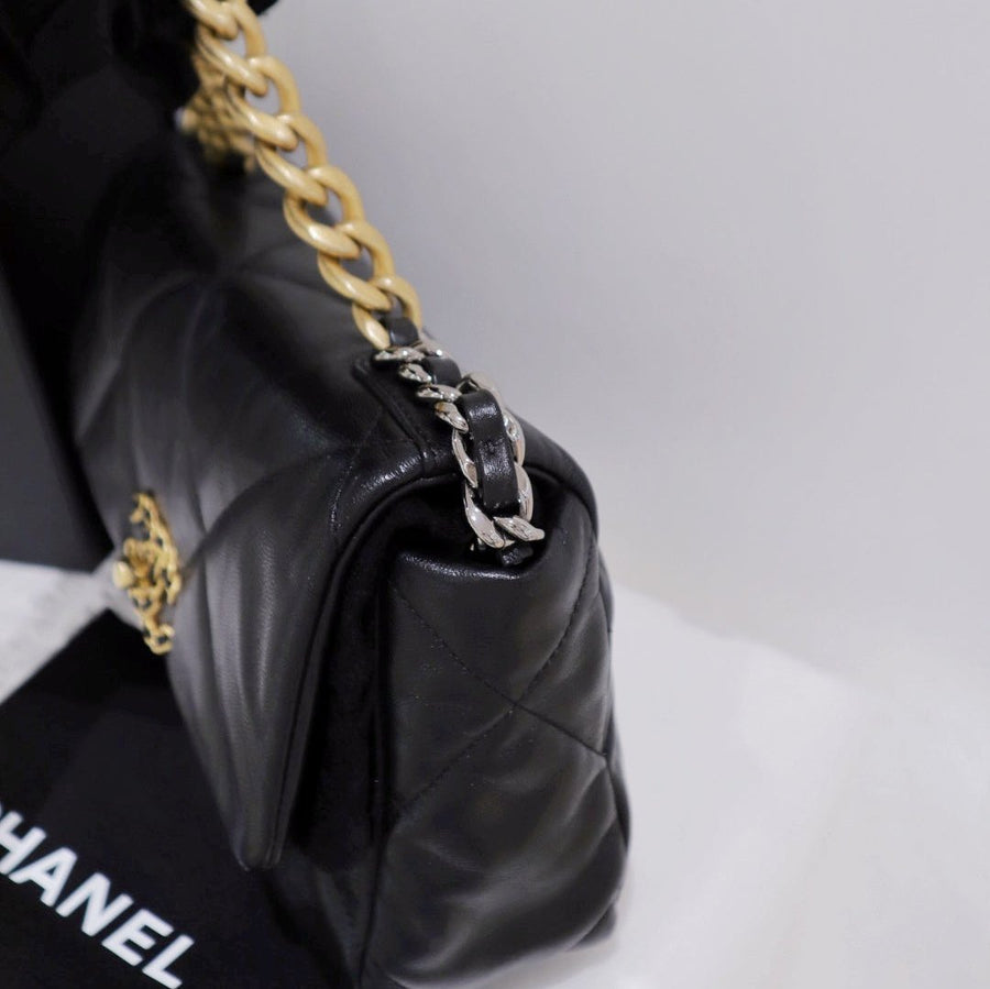 Chanel 19bag