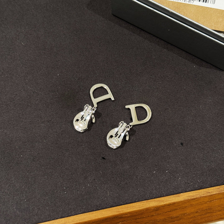Dior Vintage Ear clip