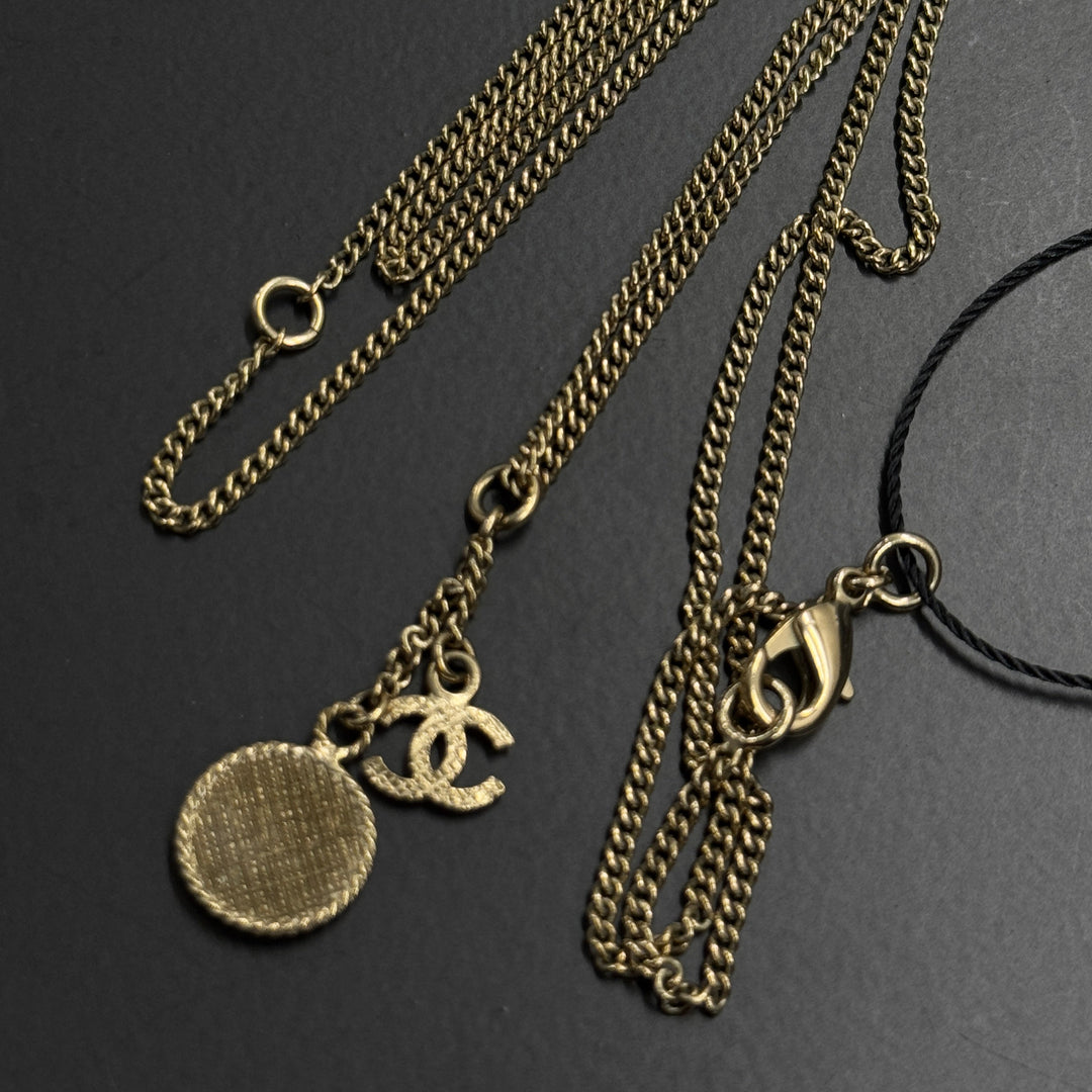Chanel vintage necklace