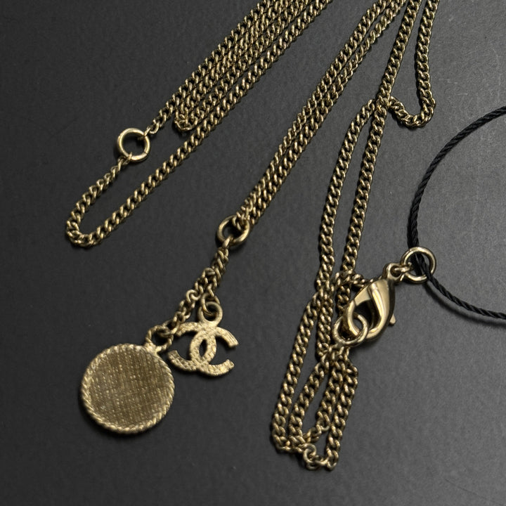 Chanel vintage necklace