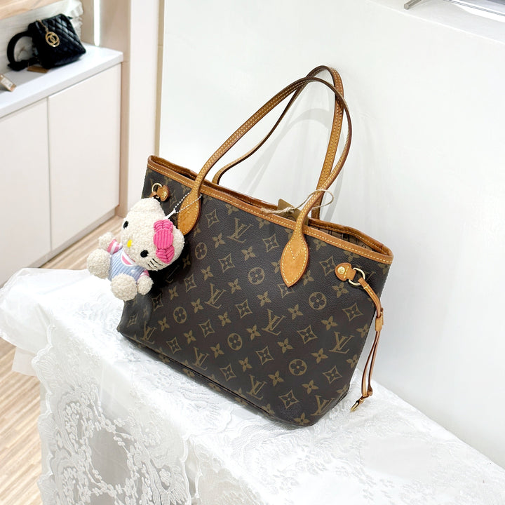 Louis Vuitton Neverfull PM