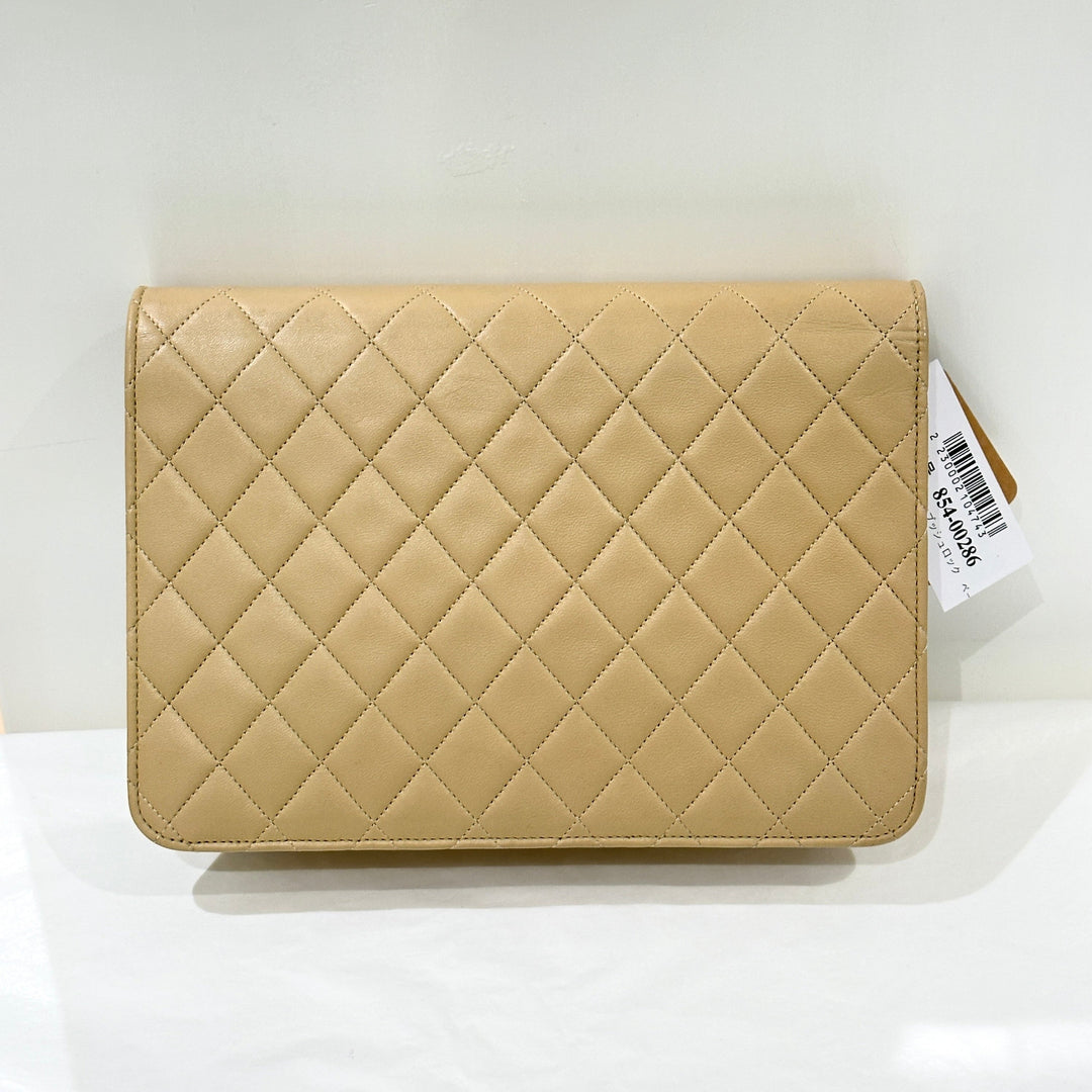 Chanel vintage flap bag