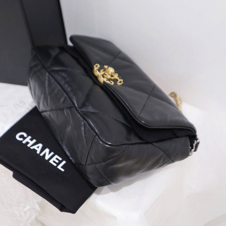 Chanel 19bag