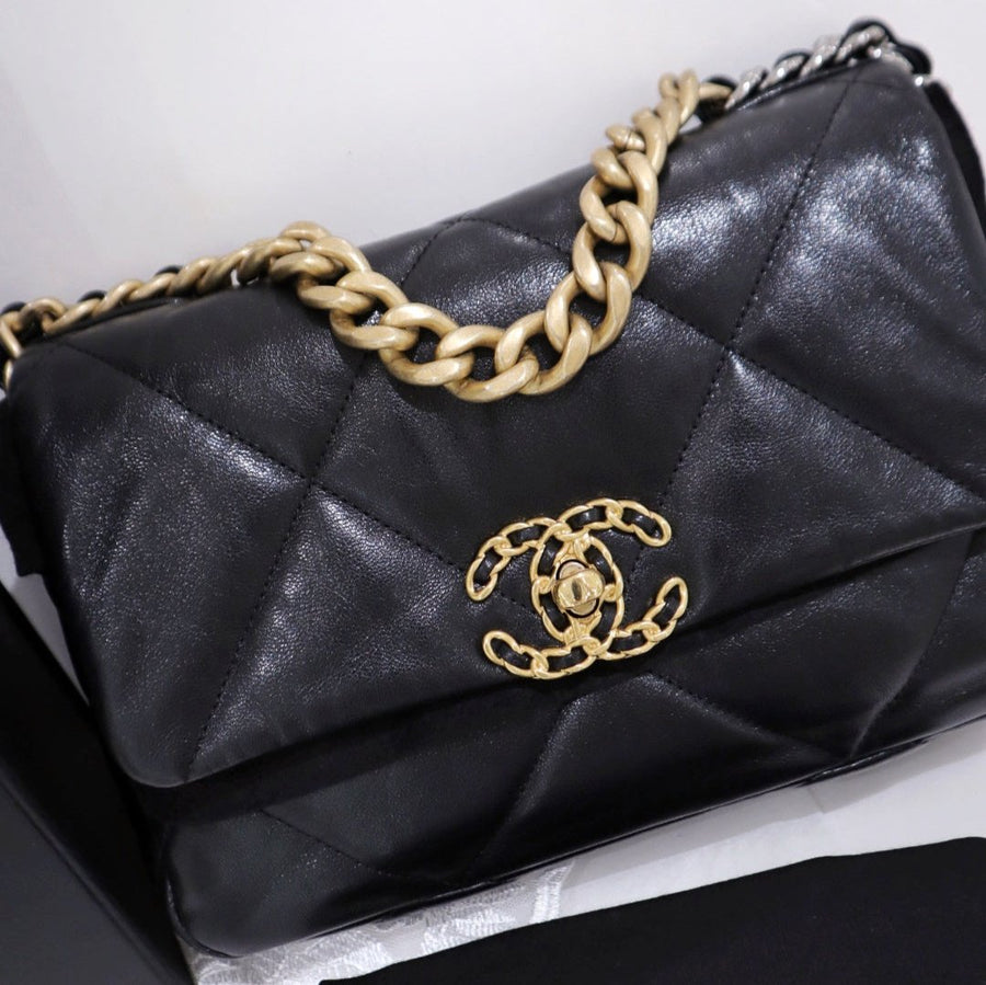 Chanel 19bag