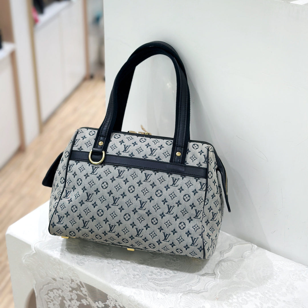 LOUIS VUITTON vintage monogram mini josephine pm bag