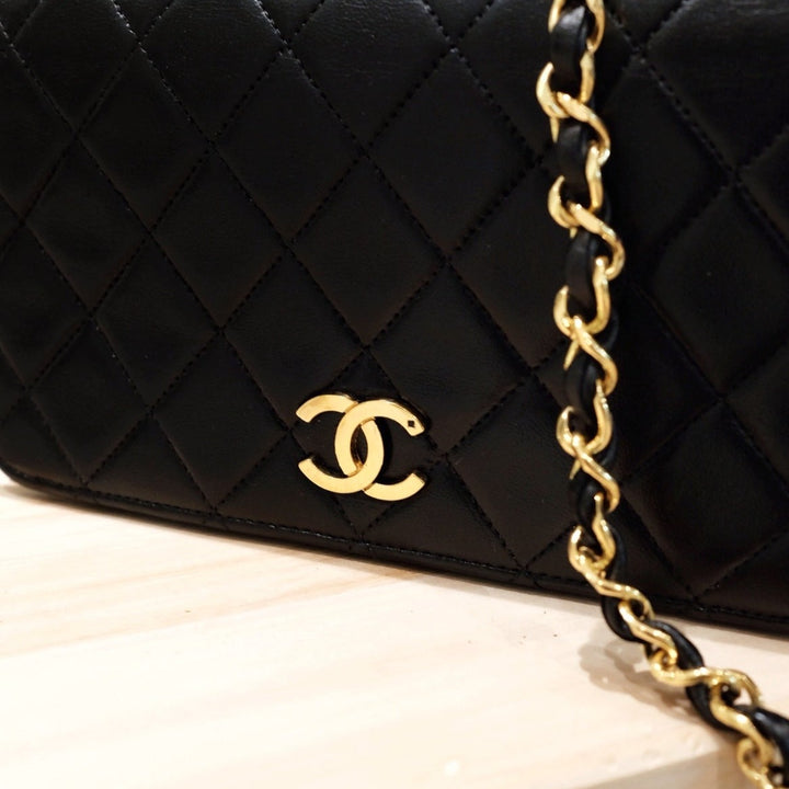 Chanel Vintage mini woc flap bag