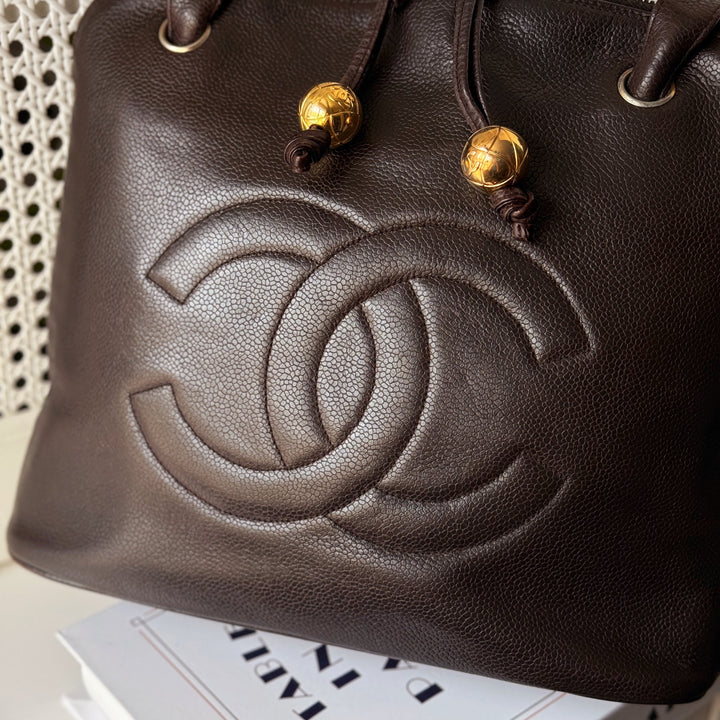 Chanel vintage caviar CC shoulder bag（brown）