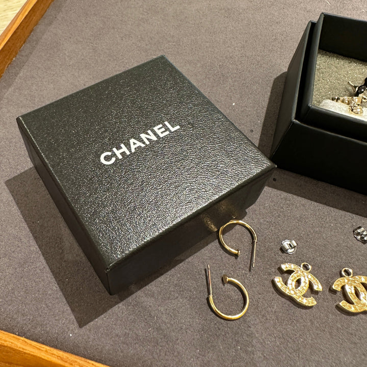 Chanel vintage earrings