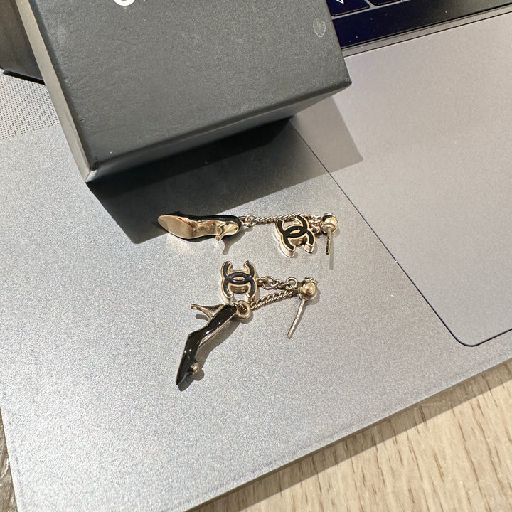 Chanel vintage earrings