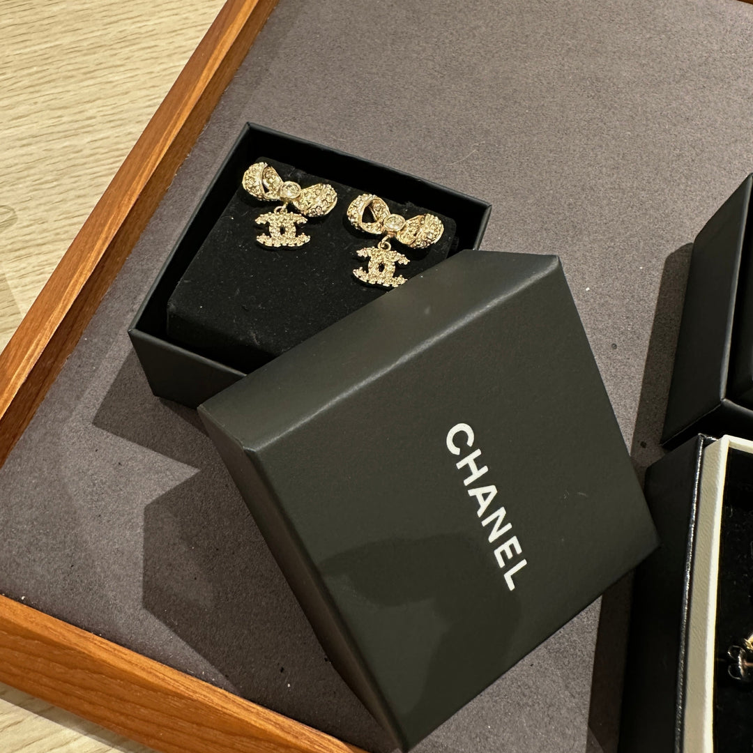 Chanel vintage earrings