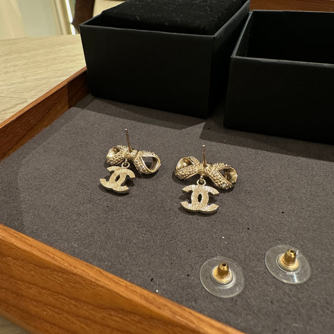 Chanel vintage earrings