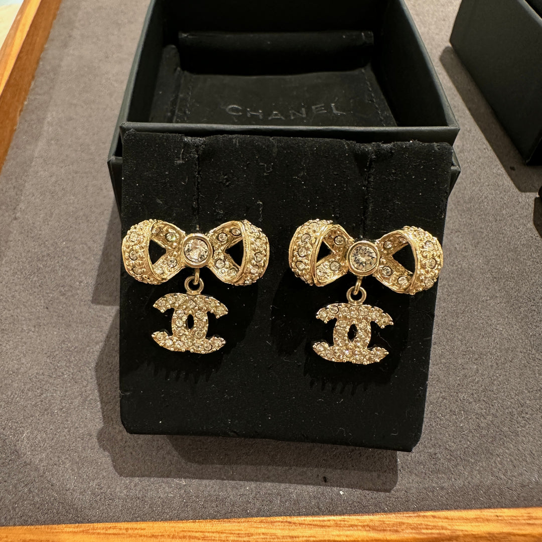 Chanel vintage earrings