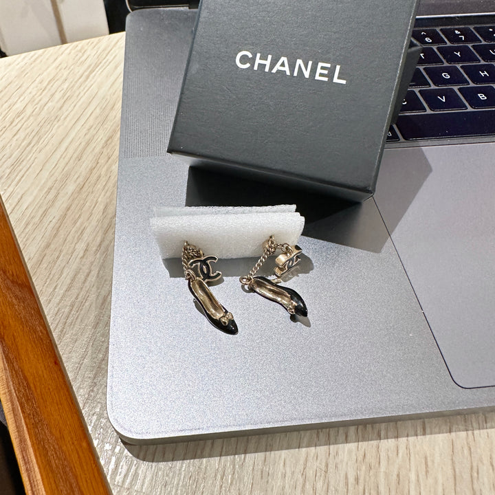 Chanel vintage earrings