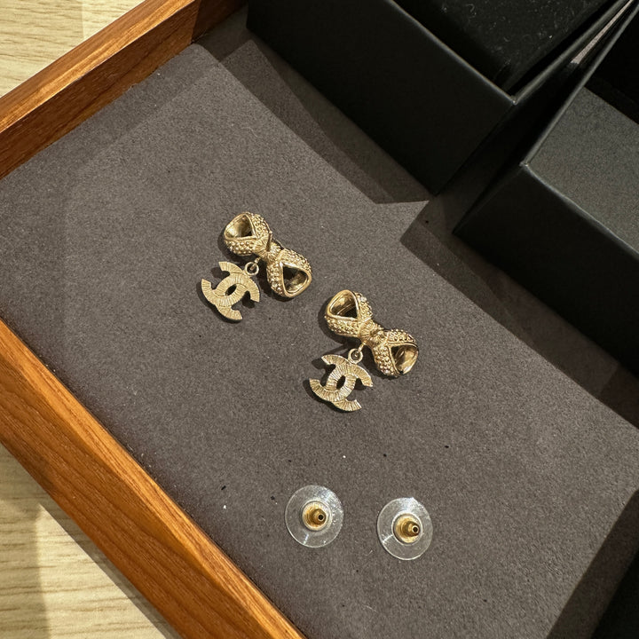 Chanel vintage earrings