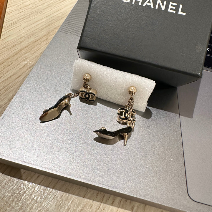 Chanel vintage earrings