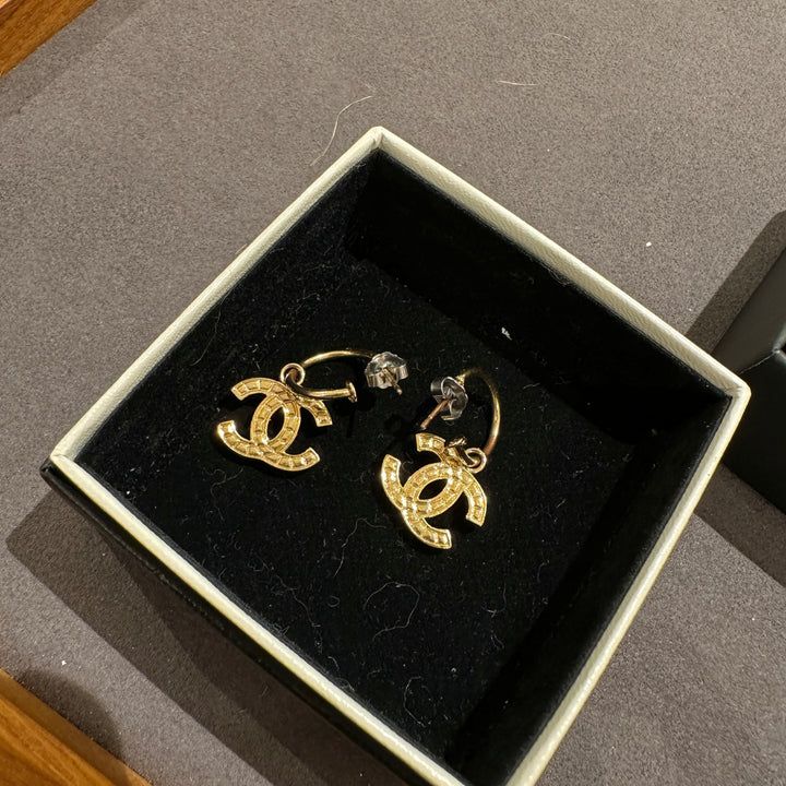 Chanel vintage earrings