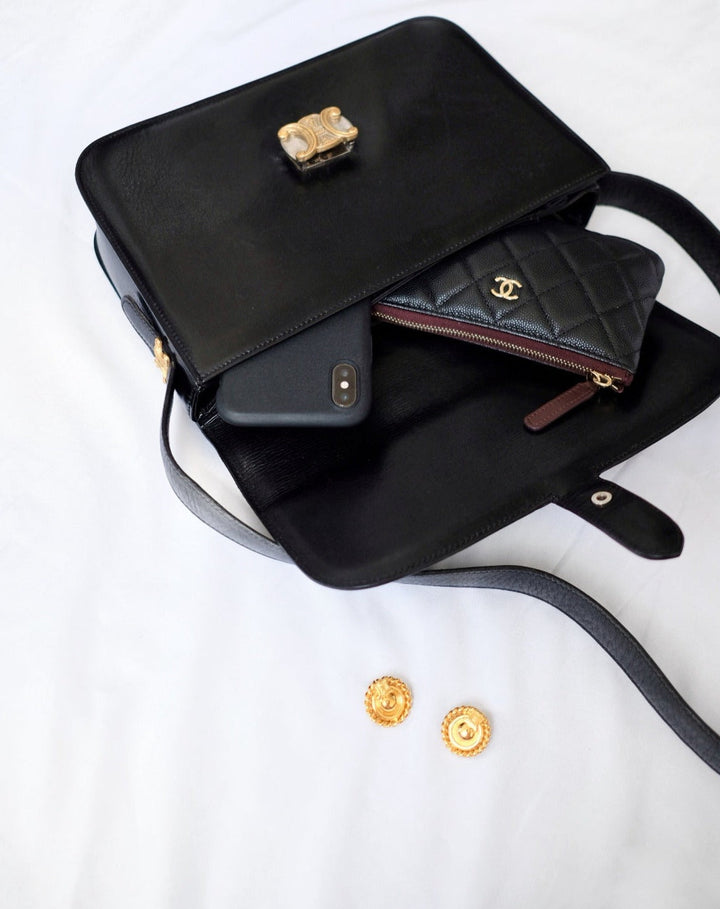 Celine vintage medium triomphe box bag