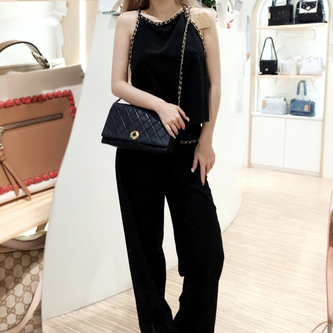 Chanel vintage flap bag (navy)