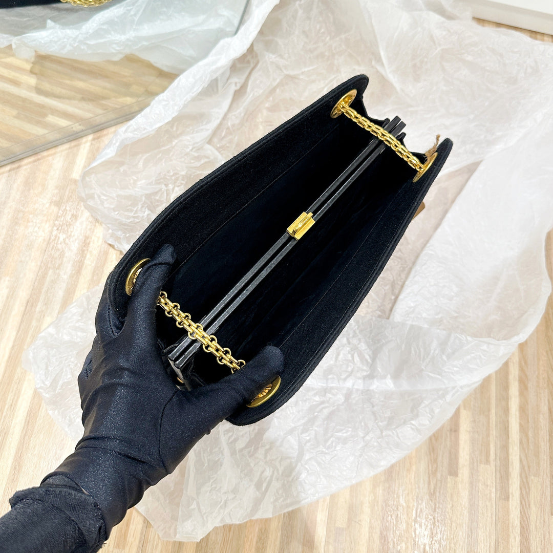 Chanel vintage cocktail bag
