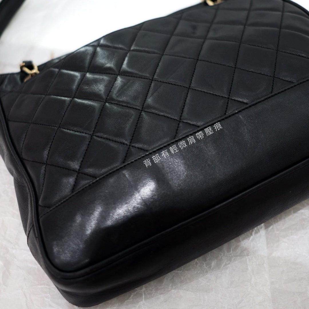Chanel vintage lambskin tote bag