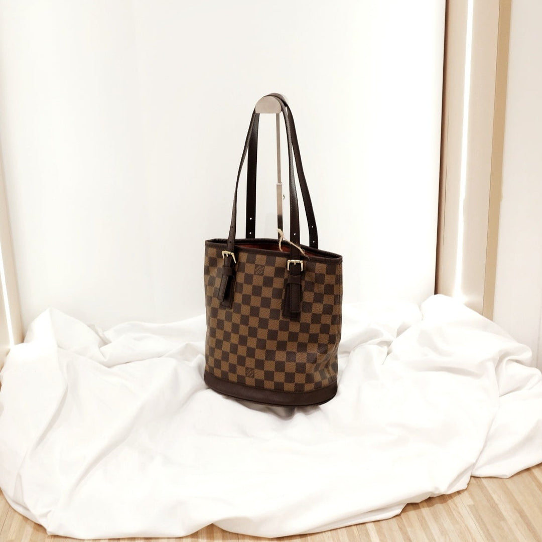 Louis Vuitton marais bag