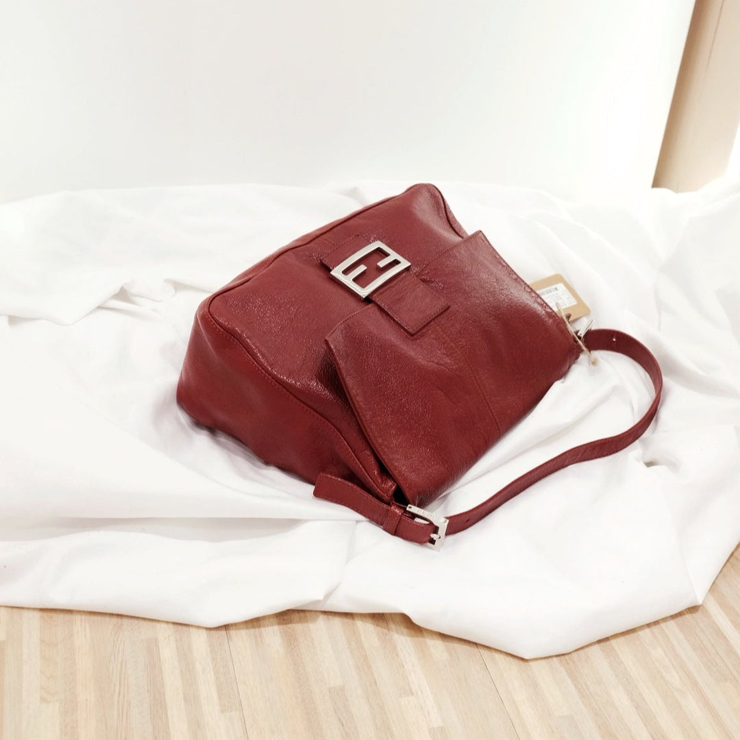 Fendi vintage leather baguette bag