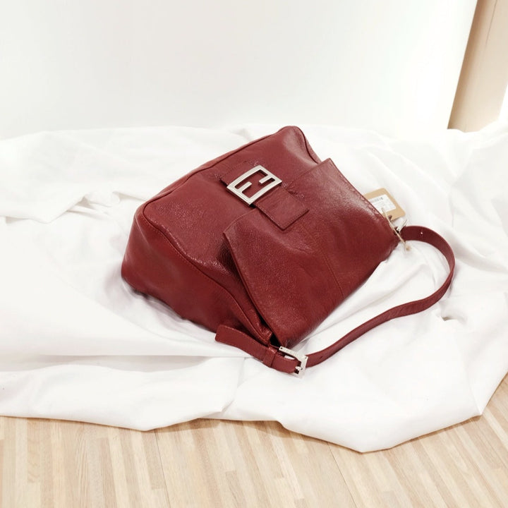 Fendi vintage leather baguette bag