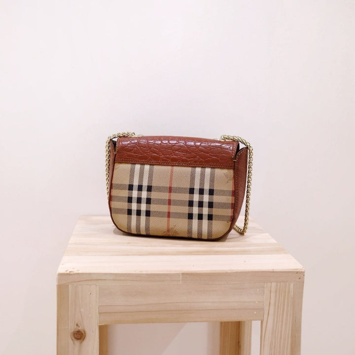 Burberry vintage check tartan bag +chain