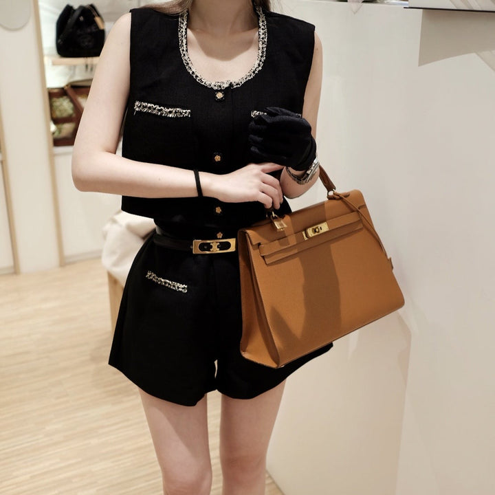 High-class kelly 32