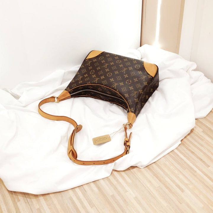 Lv monogram boulogne