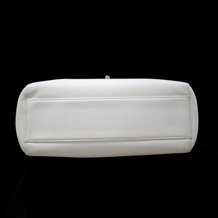 Chanel vintage caviar kelly