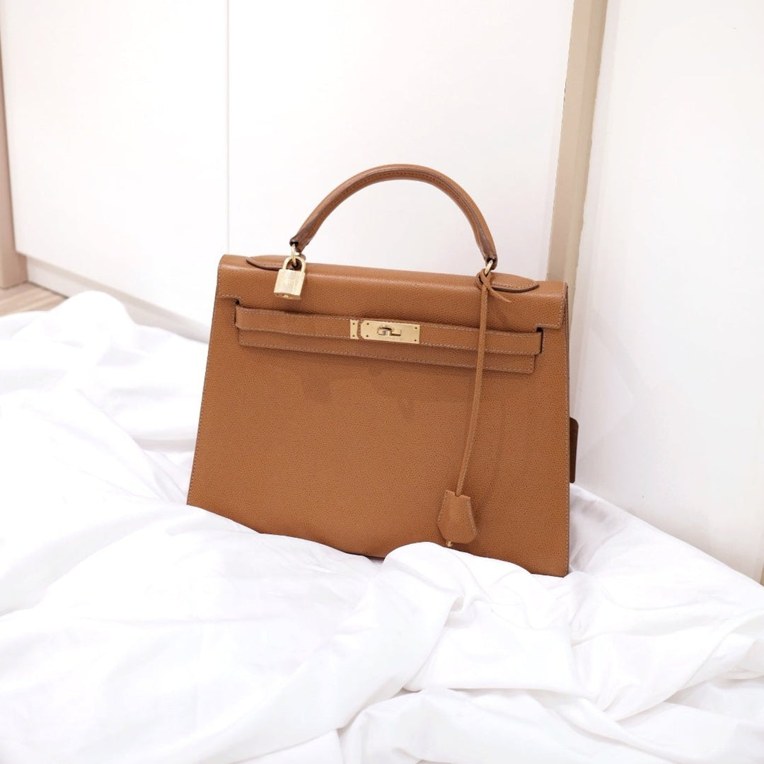 High-class kelly 32