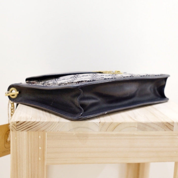 Celine Triomphe Chain Bag（navy）