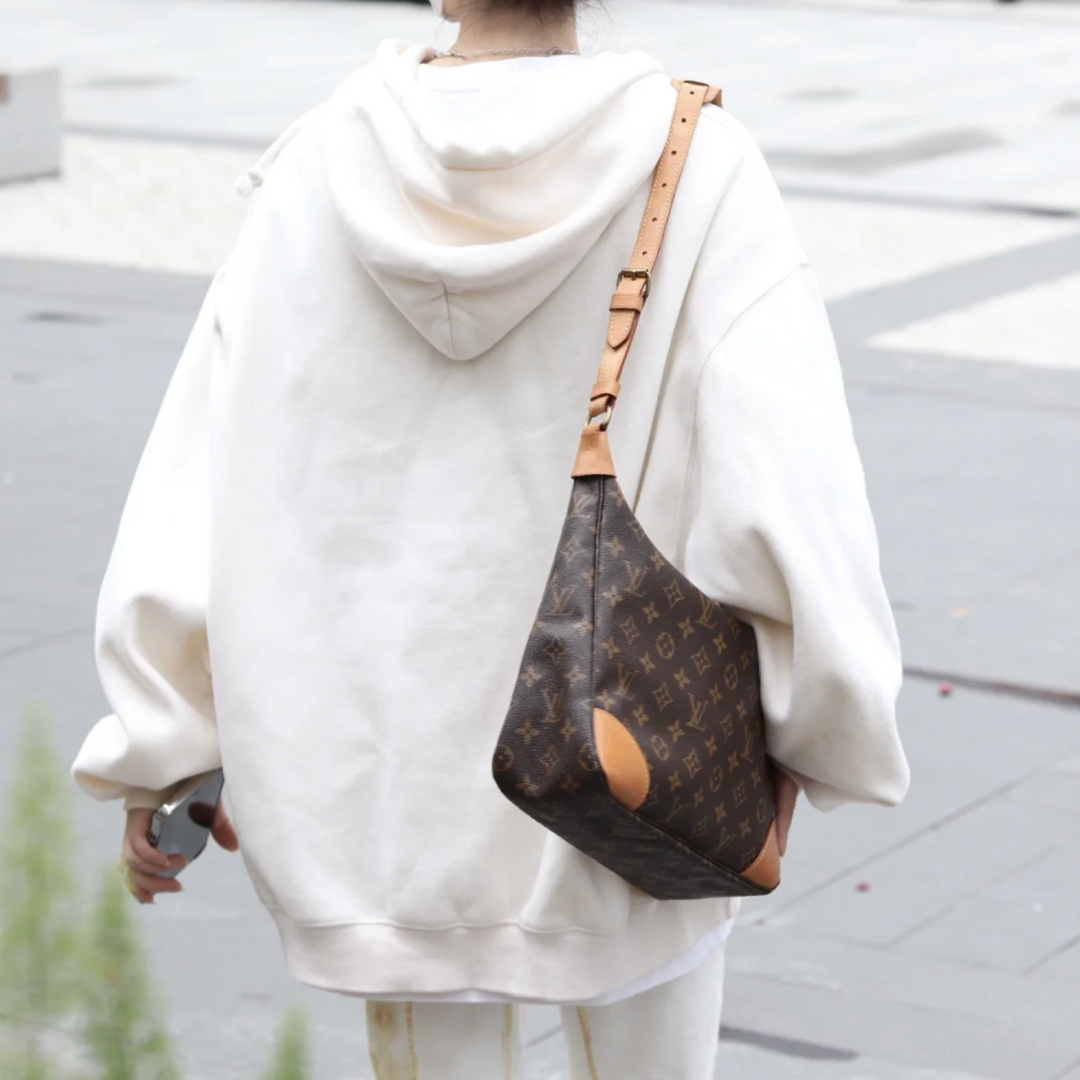 Lv monogram boulogne