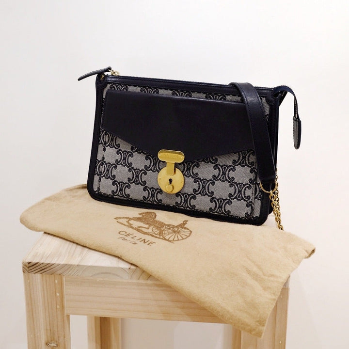 Celine Triomphe Chain Bag（navy）