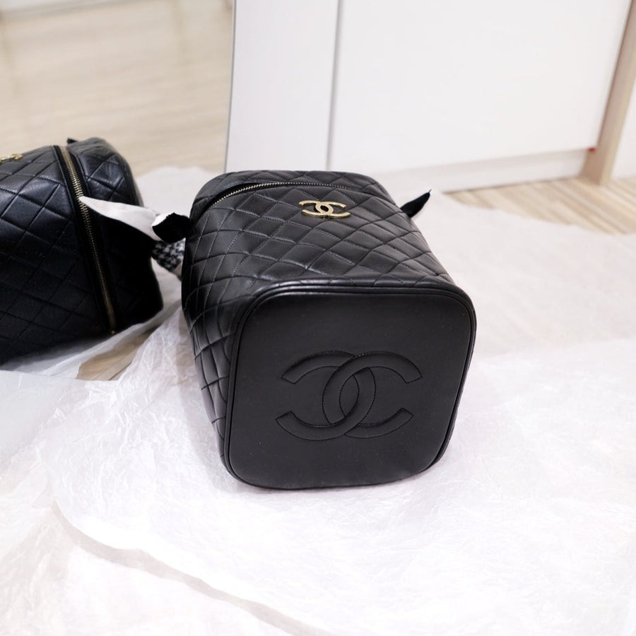 Chanel vintage coco lambskin wash handbag