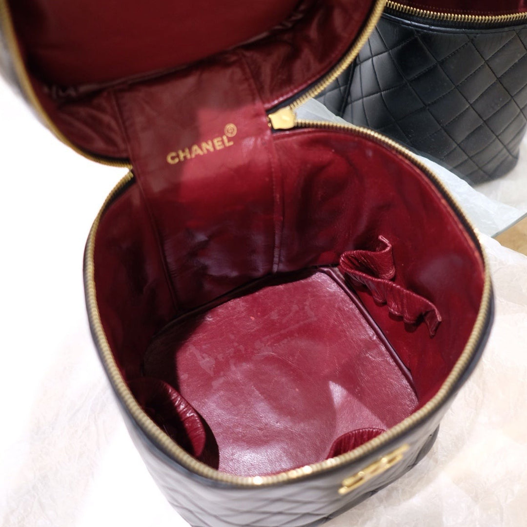 Chanel vintage coco lambskin wash handbag
