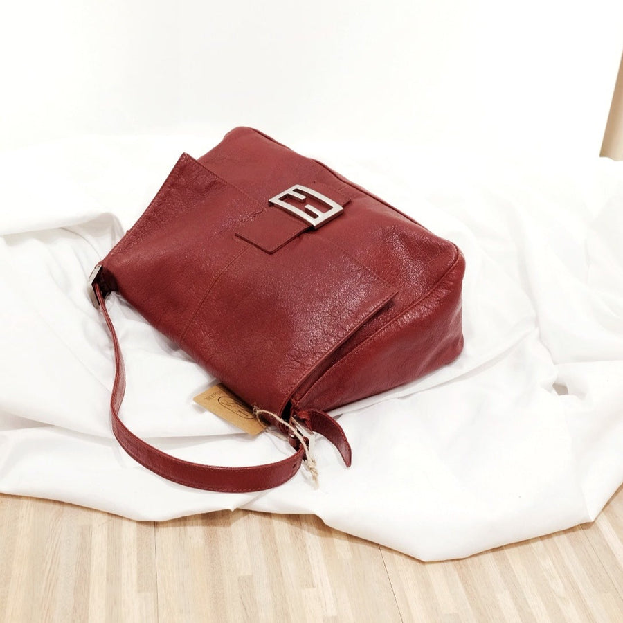 Fendi vintage leather baguette bag