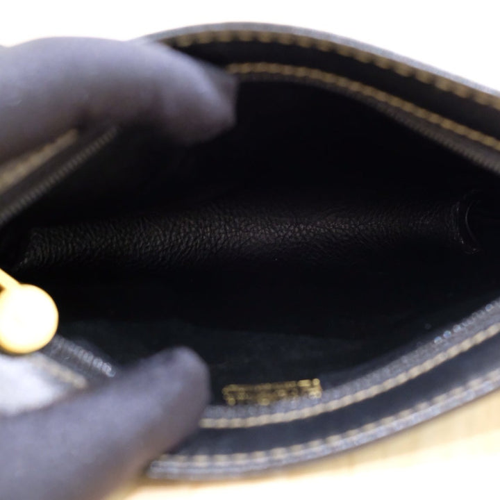 Fendi pouch +chain