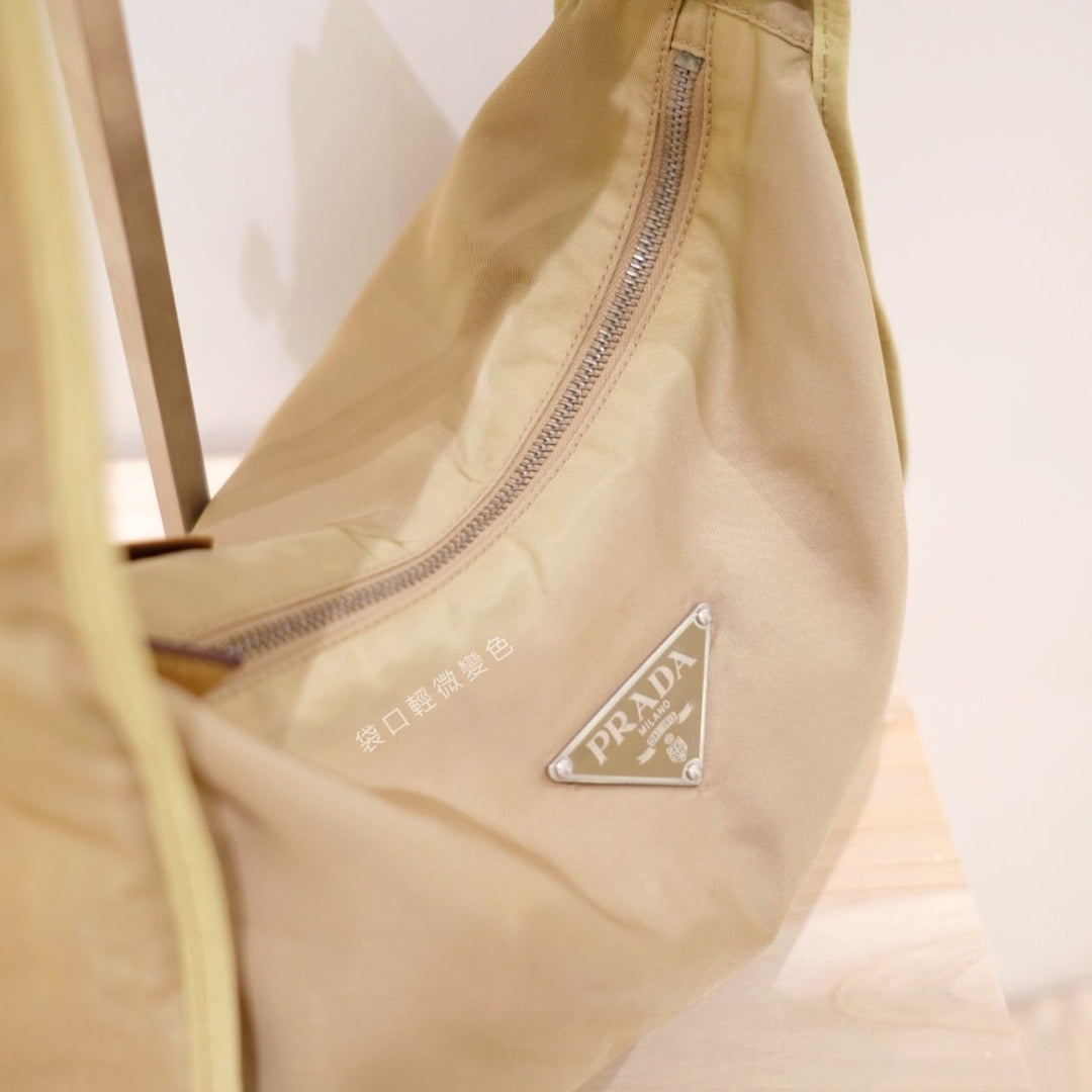 Prada tessuto shoulder bag