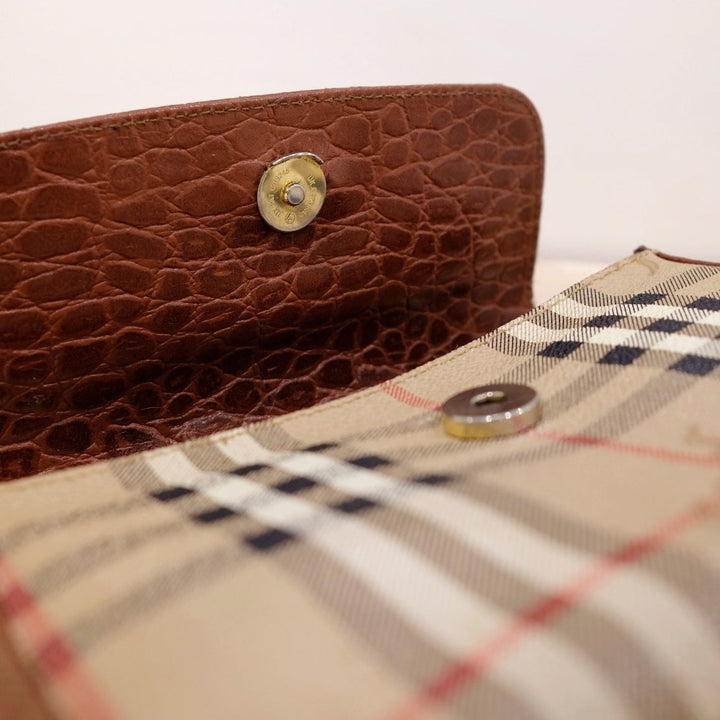 Burberry vintage check tartan bag +chain