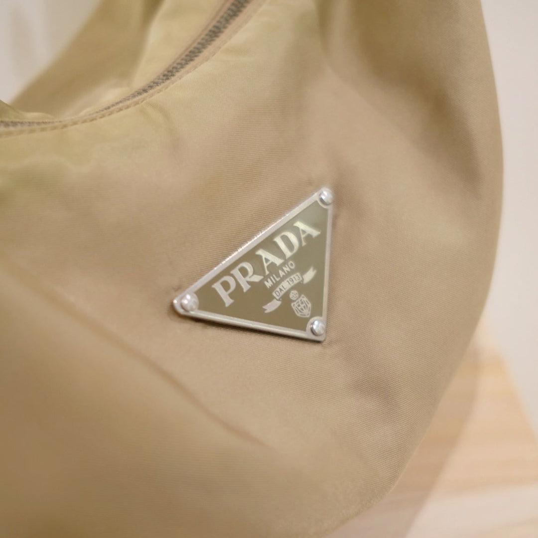 Prada tessuto shoulder bag