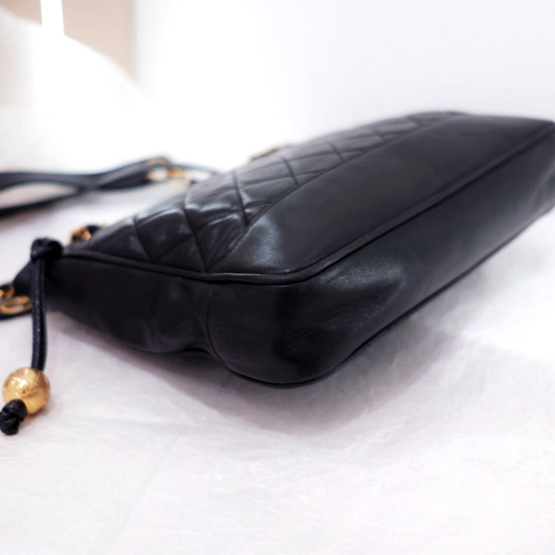 Chanel vintage lambskin tote bag