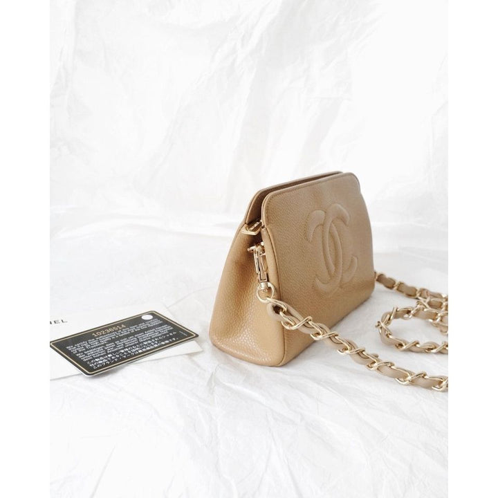 Chanel vintage mini caviar pouch +chain