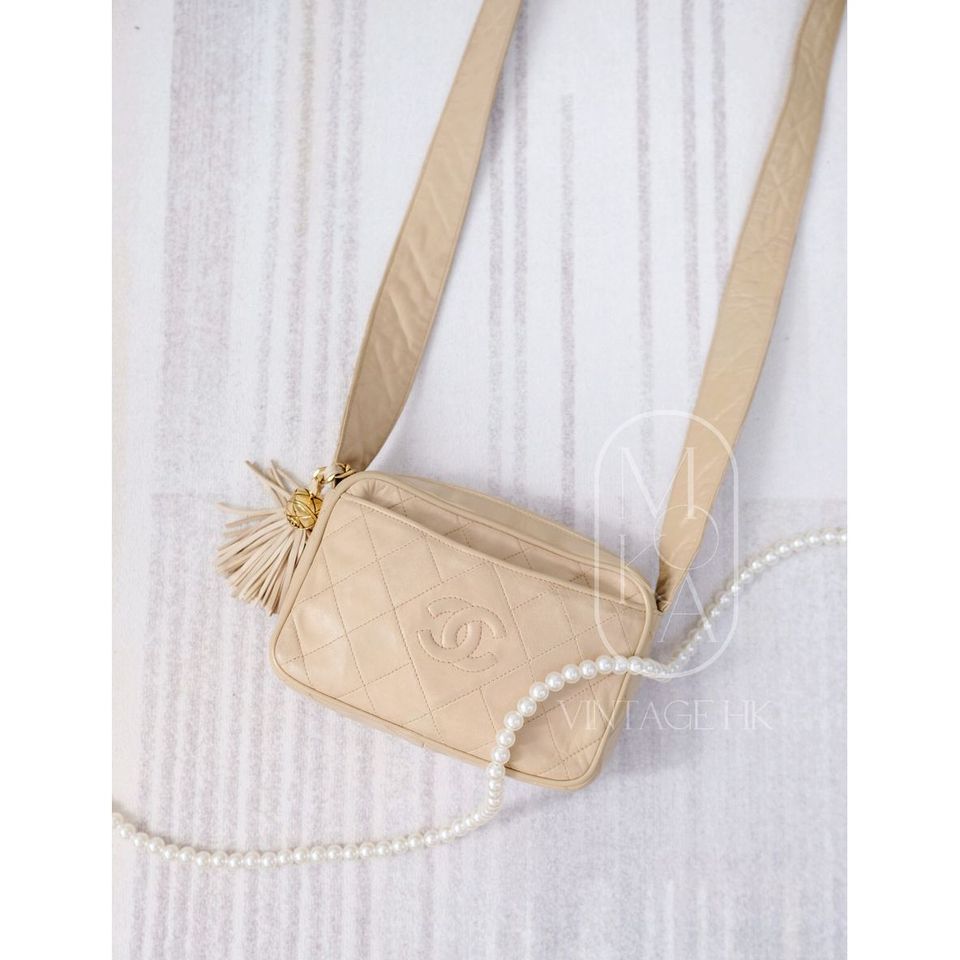 Chanel CC diamond-quilted tassel crossbody bag