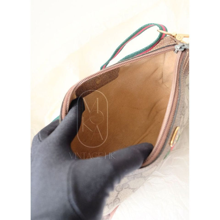Gucci vintage GG clutch bag